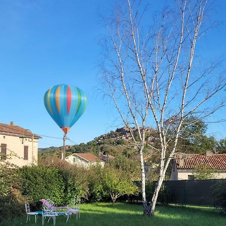 La Jolie Vue Et La Maison De La Tour- Cordes-Sur-Ciel Les Cabannes  Eksteriør billede